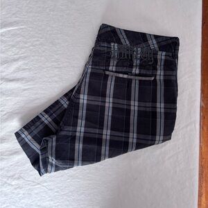 Men’s Hurley Black/ Grey Flat Front Plaid Board Shorts Size 34